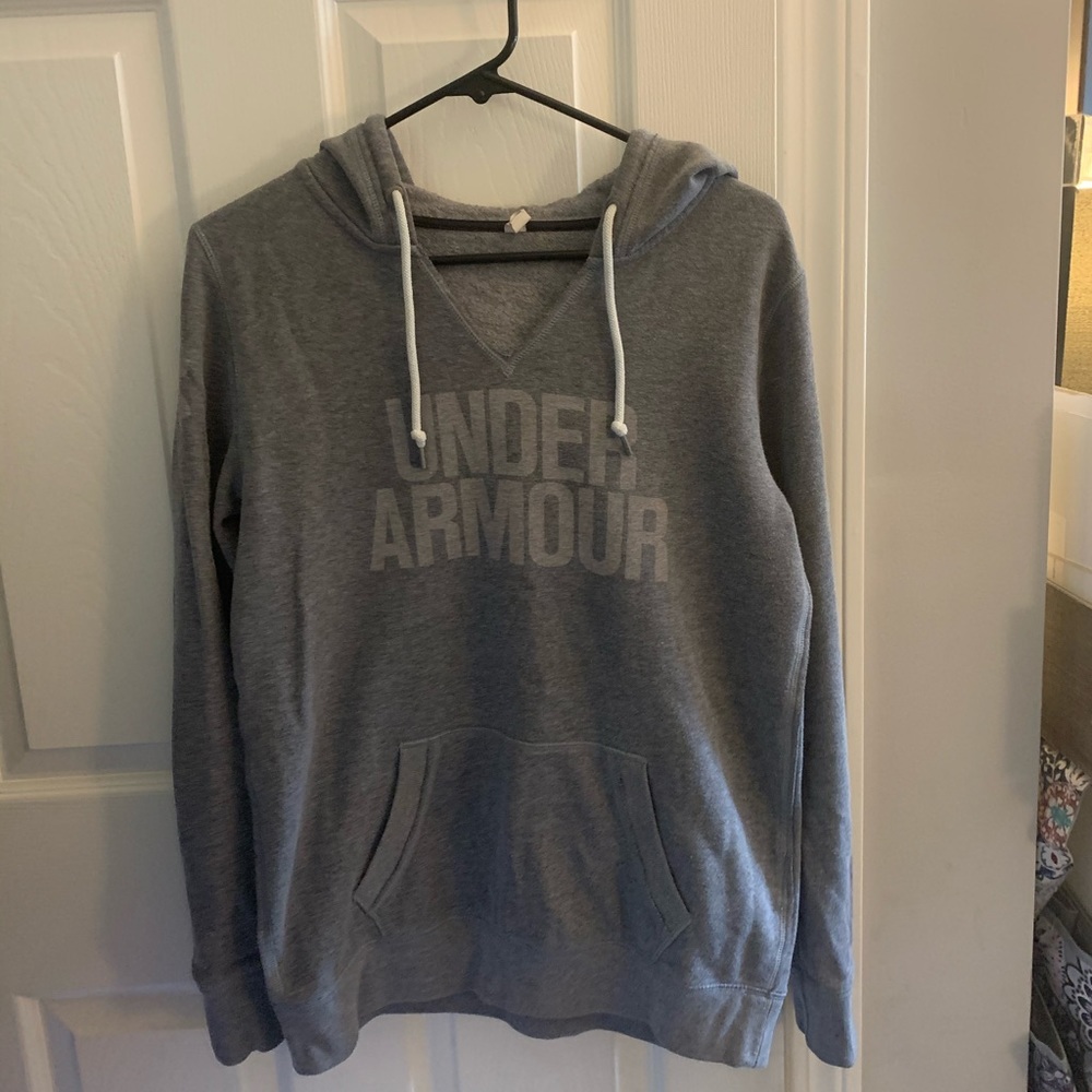 Under Armour sweatshirt